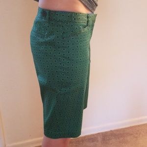 Laundry By Shelli Segal Shorts - Green geo metrical Golfing shorts 8 M Laundry By Shelli Segal Shorts - Green geo metrical Golfing shorts 8 M